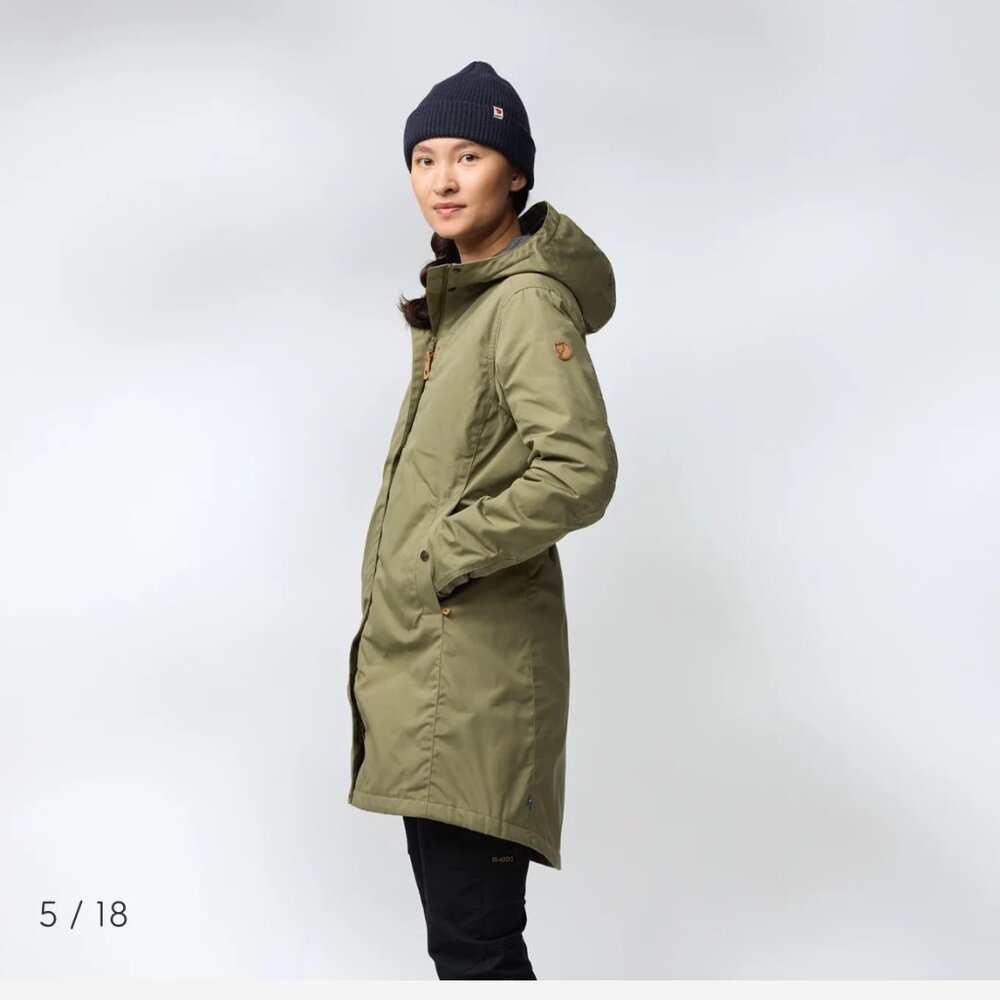 Fjallraven Kiruna Padded Parka in Green - Women's size small - winter jacket